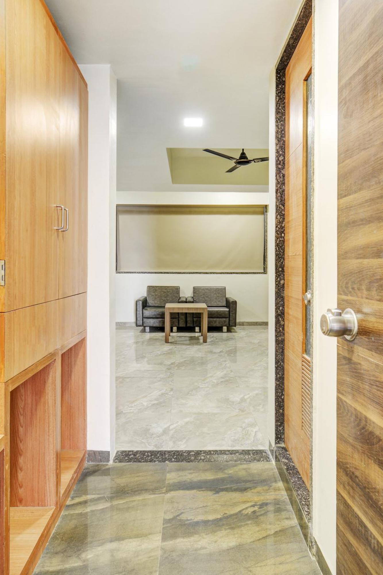 Hotel Desert Inn Tharad Εξωτερικό φωτογραφία