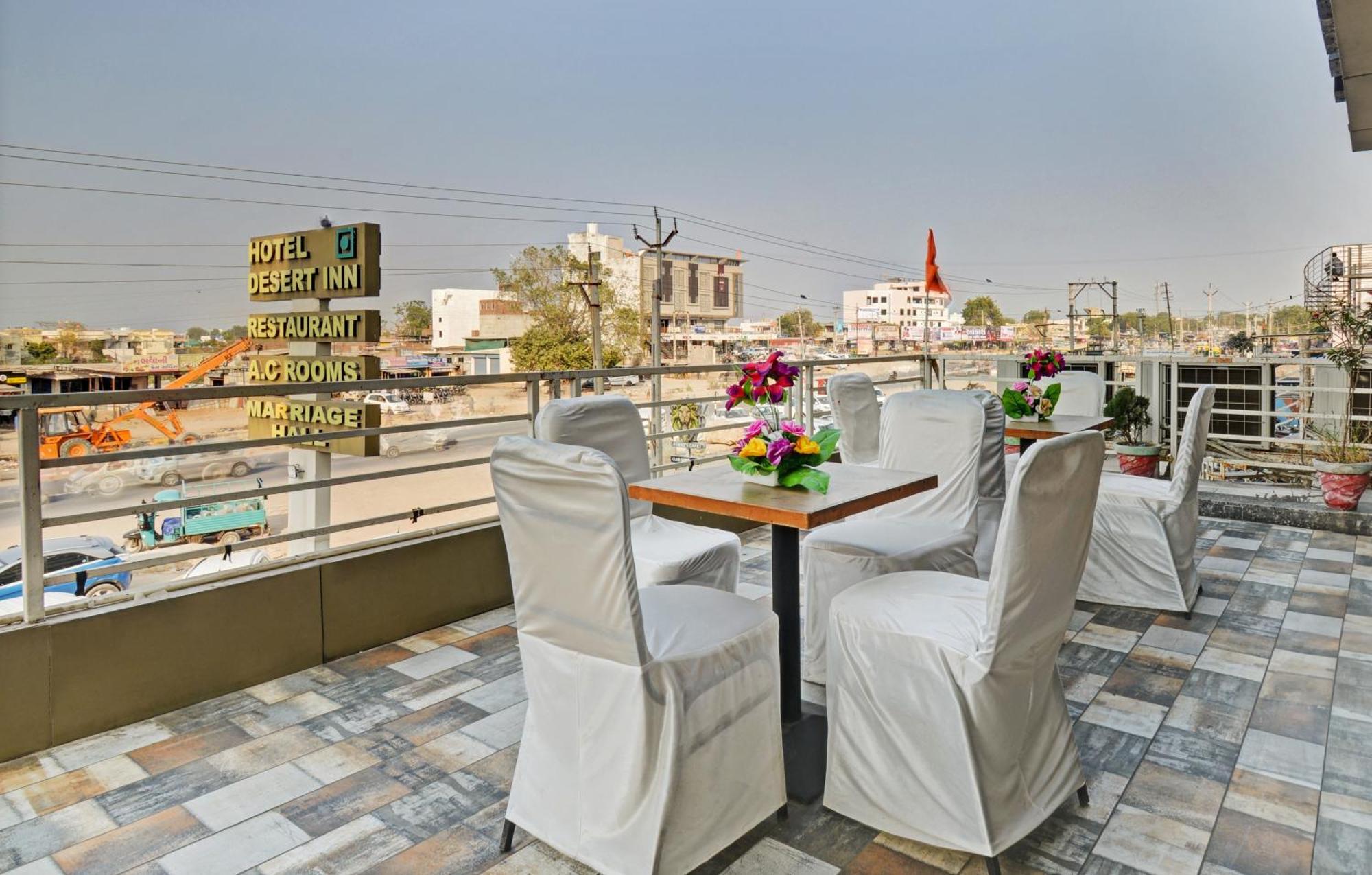 Hotel Desert Inn Tharad Εξωτερικό φωτογραφία